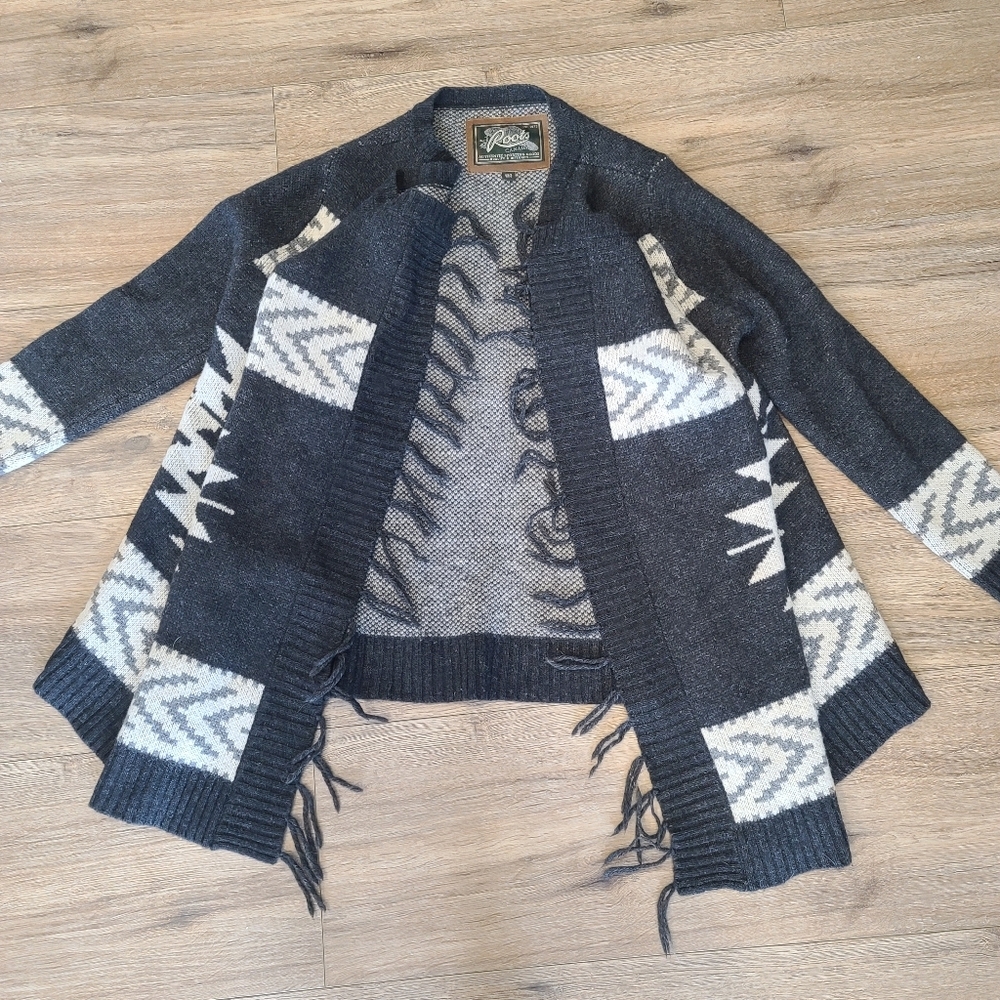 Roots Gray and Cream Cardigan wool Sweater